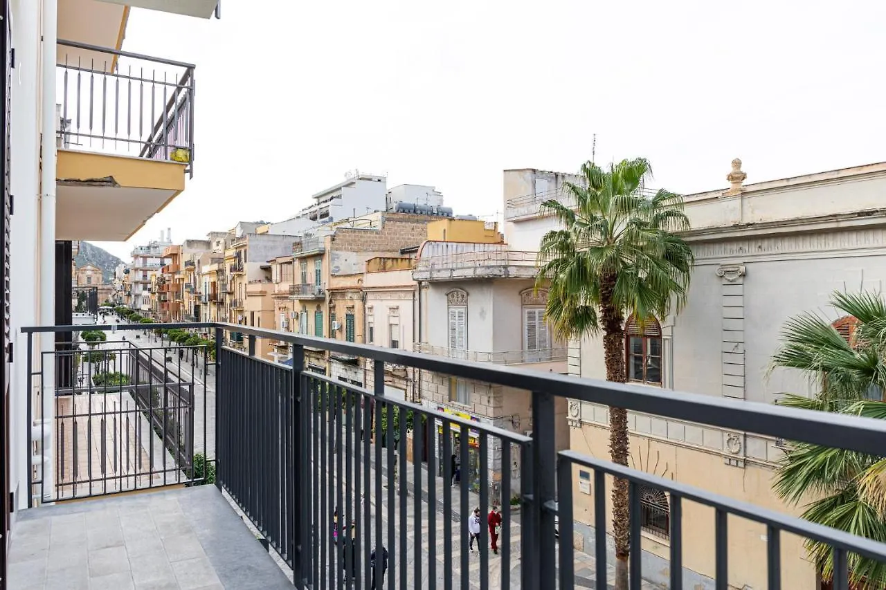 Bed & Breakfast Casa Vacanze del Corso Bagheria Italia